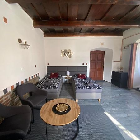 Vila Lucia - Apartman 2 Plzen Luaran gambar