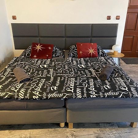 Vila Lucia - Apartman 2 Plzen Luaran gambar