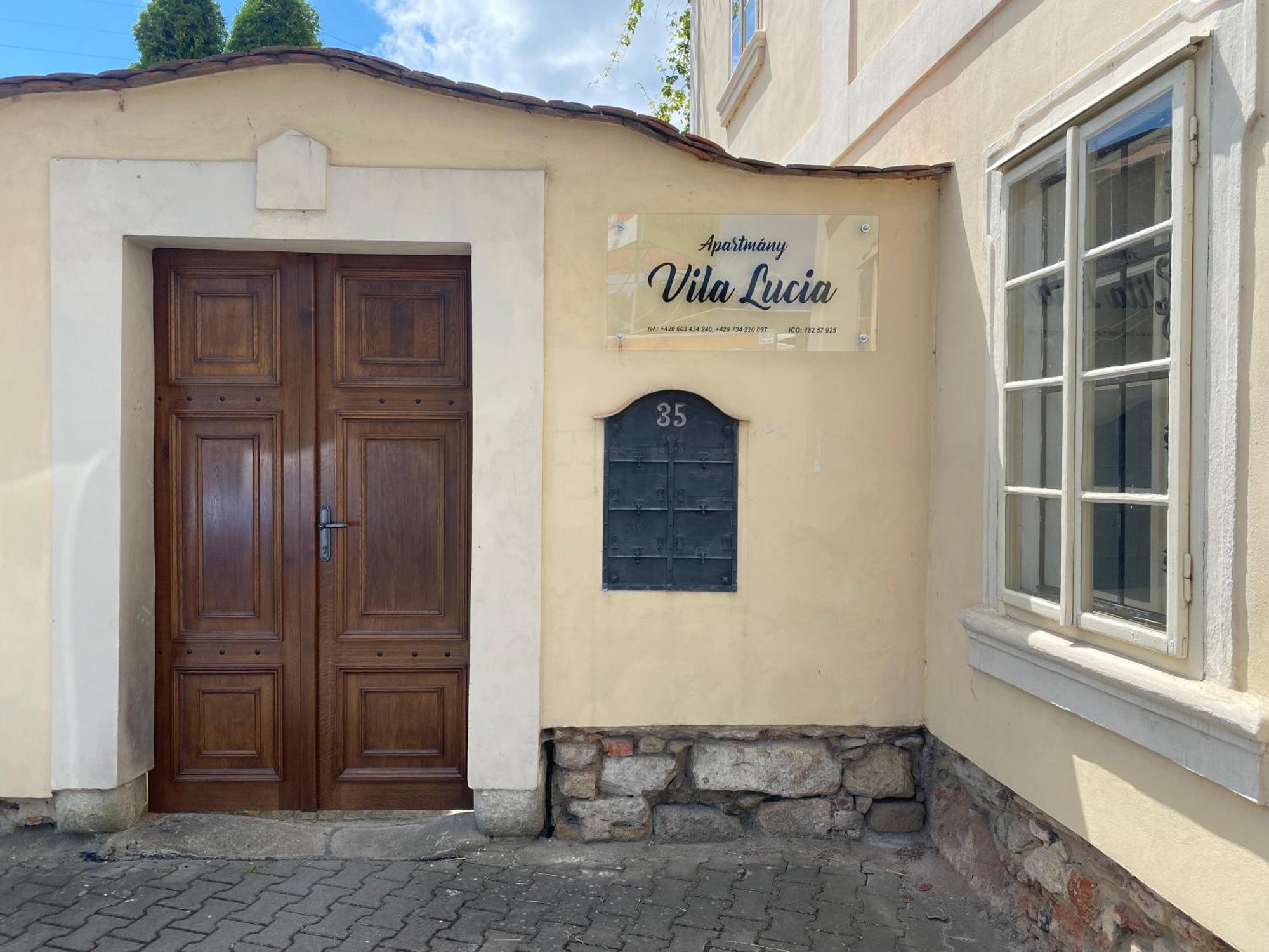 Vila Lucia - Apartman 2 Plzen Luaran gambar